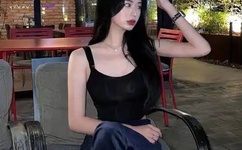 上海网吧门女主角